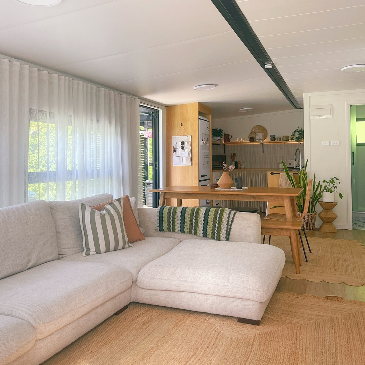 30ft Expander Luxe – 1 Bed
